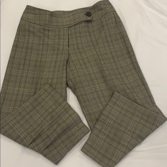 Good condition plaid capris!! - Picture 1 of 5